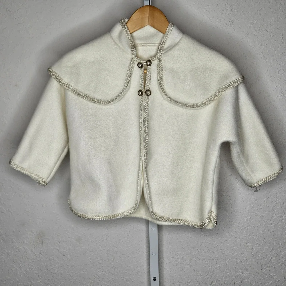 Vintage Girls Ivory Capelet Jacket Lace Trim Pearl Button Formal Size 3 USA